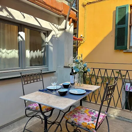 Casbah, Nel Cuore Di Menaggio